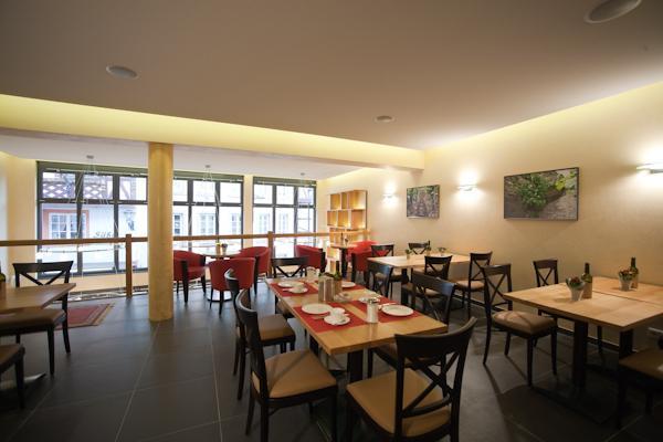 Weingut & Gaestehaus Schmitz-Bergweiler Bernkastel-Kues Exteriör bild