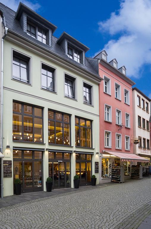 Weingut & Gastehaus Schmitz-Bergweiler Hotell Bernkastel-Kues Exteriör bild